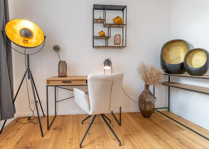 Modernes Augusta Am Rhein, Vollausgestattet, Ruhig Und Verkehrsguenstig Gelegen Appartement