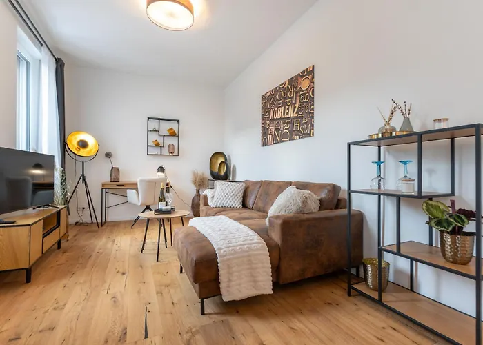 Appartement Modernes Augusta Am Rhein, Vollausgestattet, Ruhig Und Verkehrsguenstig Gelegen *