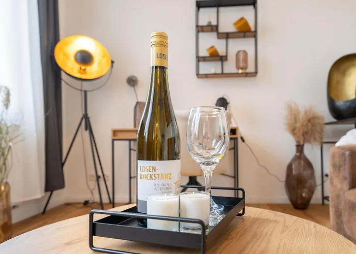 Modernes Augusta Am Rhein, Vollausgestattet, Ruhig Und Verkehrsguenstig Gelegen * コブレンツ